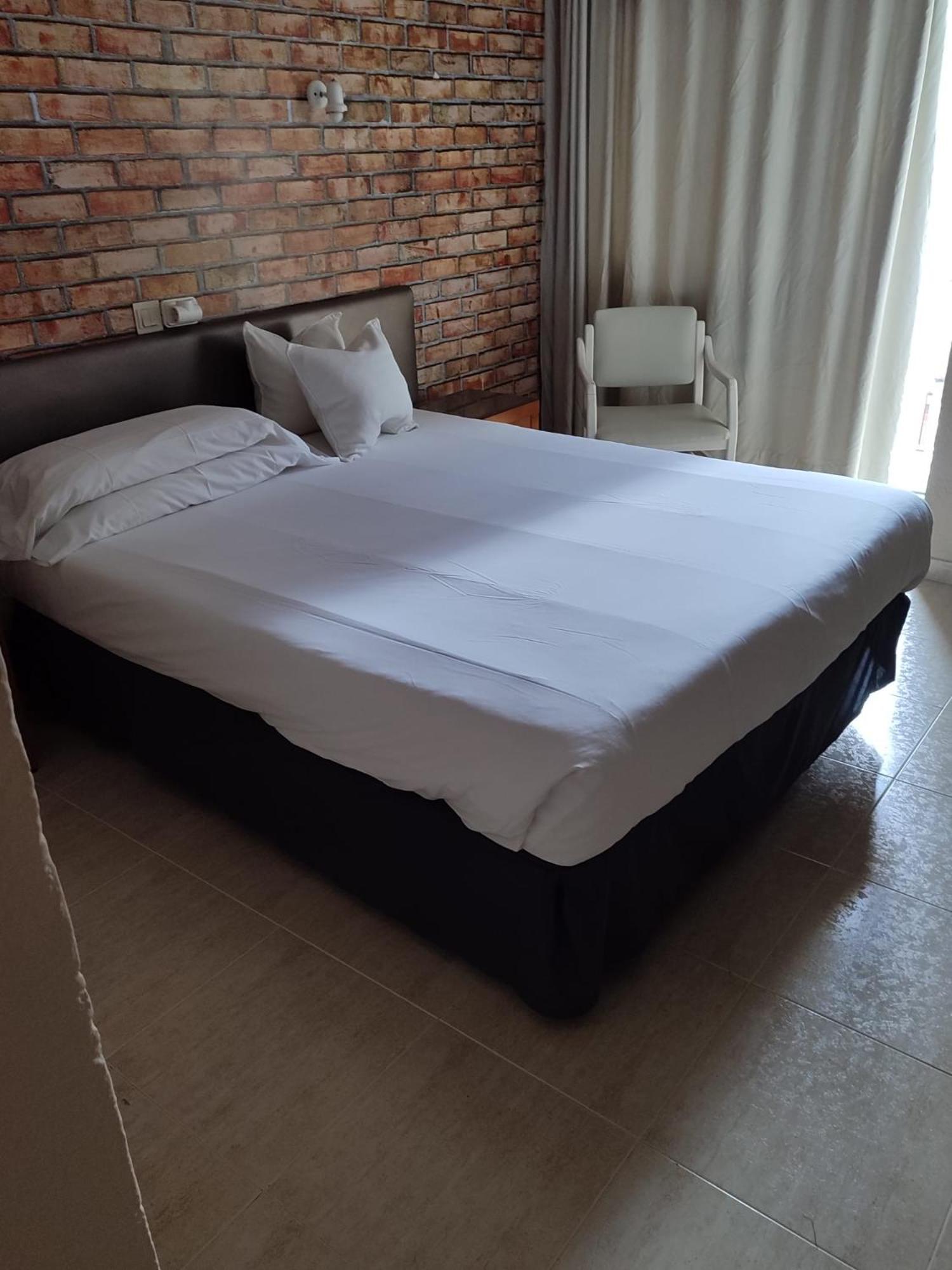 Hostal Mar Del Plata (Adults Only) El Arenal  Esterno foto