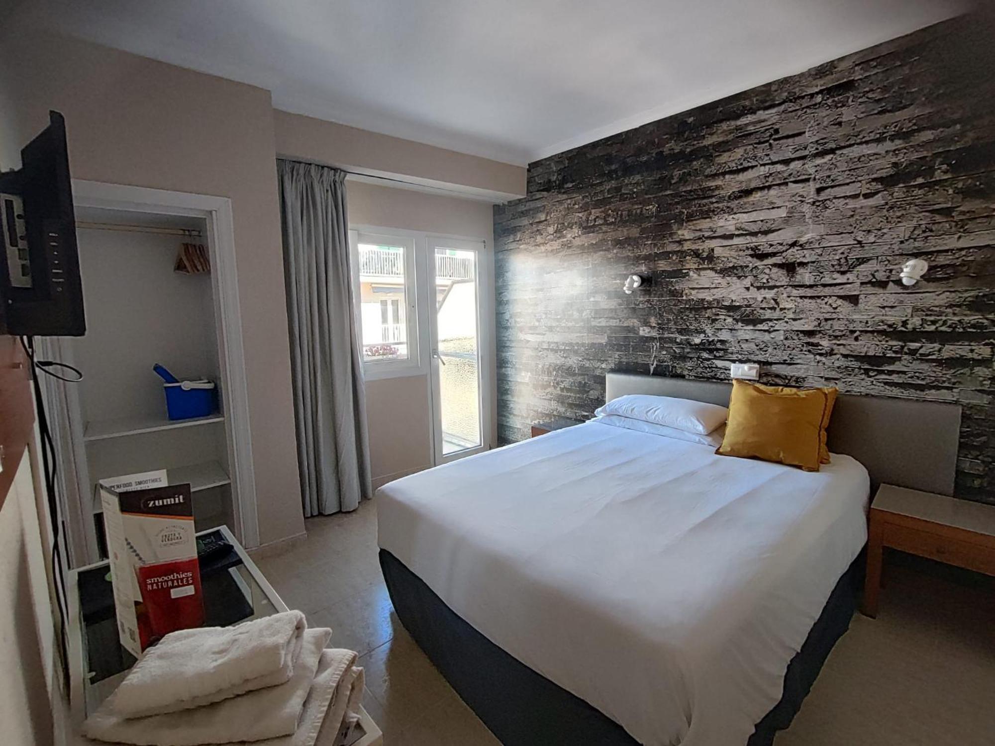 Hostal Mar Del Plata (Adults Only) El Arenal  Esterno foto